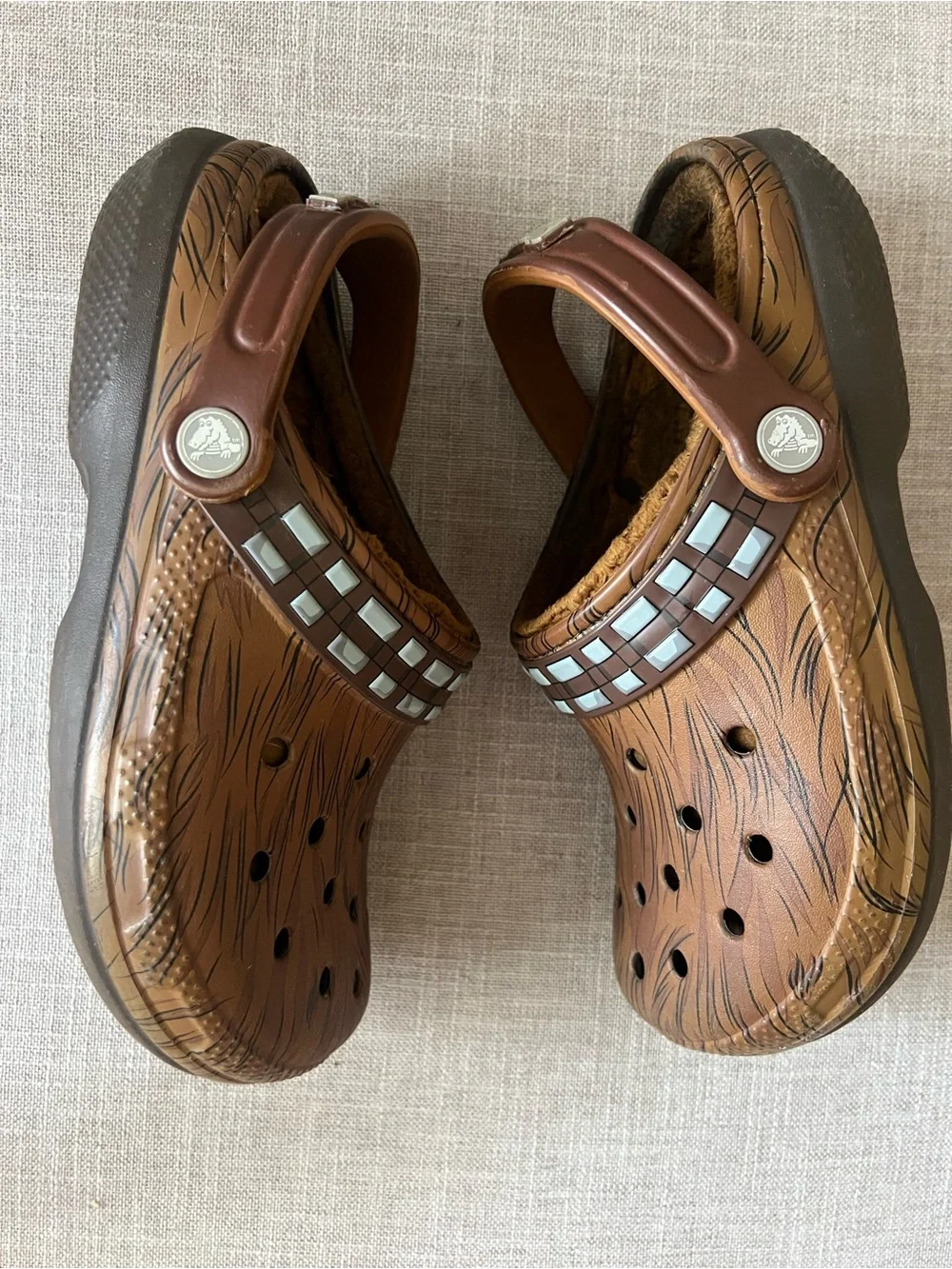 CROCS Chewbacca mule clogs, men’s 5, women’s 7, Brown casual outdoors